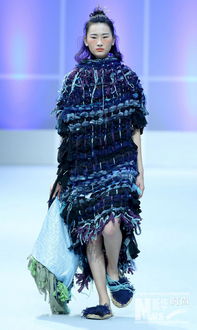 廣州大學(xué)紡織服裝學(xué)院畢業(yè)生發(fā)布會(huì)在京舉行，展現(xiàn)青春創(chuàng)意與時(shí)尚活力